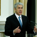 Flucht unter den Rettungsschirm