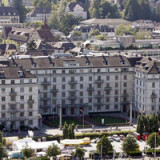 Swiss Re startet exzellent