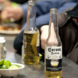 Biergigant AB InBev hat Durst auf Corona