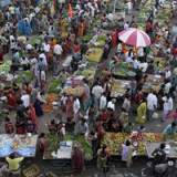 Indische Rupie auf Rekordtief