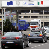 Verhandlungen mit den USA und Italien