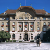 Nationalbank muss die Kapitalflucht kontern