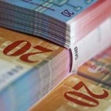 Wem die Schwäche des Frankens hilft