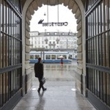 Credit Suisse verheddert sich mit ihrem Bonusprogramm