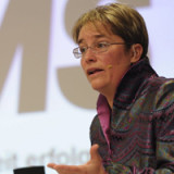 Ems-Chemie hält Aktionäre bei der Stange