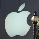 Apple beugt sich dem Druck der Investoren