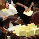 Präsidentenwahl spaltet Italiens Politik neu