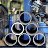 ThyssenKrupp schreibt Rot und baut weiter ab