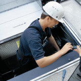 Schindler geht eigenen Weg