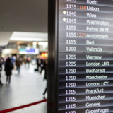 Auch der Einkaufsmanagerindex der Dienstleister steigt