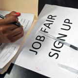 Fed hält Schleusen offen