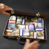 Banken wehren sich gegen Geldwäscherei-Empfehlungen