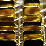 Gold: Von West nach Ost