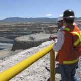 Kaufangebote wühlen die Goldbranche auf