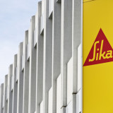 Sikas Jahresumsatz steigt erstmals über 5 Mrd. Fr.