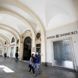 Intesa Sanpaolo mit Milliardenverlust