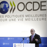 Schuldenaufnahme der OECD-Staaten sinkt auch 2014