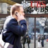 UBS stellt weitere Devisenhändler frei