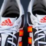 Adidas mit Gewinnwarnung