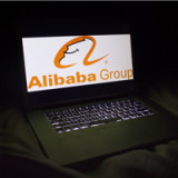 Alibaba starten über 30% fester