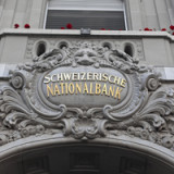 SNB-Mindestkurs kommt unter Druck