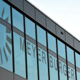 Grossprojekte, Saphirglas, Marktumfeld – Meyer Burger hat mehrere Baustellen
