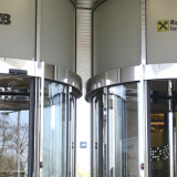 Raiffeisen Bank International zieht Notbremse