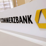 Kapitalerhöhung setzt Commerzbank-Titeln zu