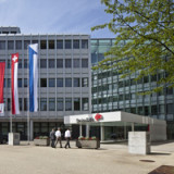 Swiss Life expandiert und hält die Zinsgefahren in Schach