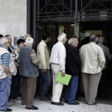 Bedrohlicher Abfluss von griechischen Bankeinlagen