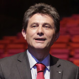 Axa-CEO: «An steilem Wachstum teilhaben»