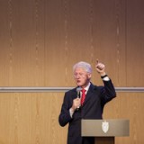 UBS bezahlt Bill Clinton 1,5 Mio. $