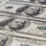 Dollar steigt auf über 1.02 Fr.