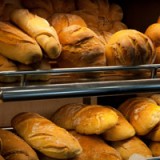 Aryzta kommt langsam voran