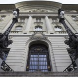 SNB lässt Leitzinsen unverändert