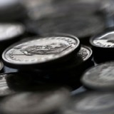 Euro fällt auf niedrigsten Stand seit sechs Wochen
