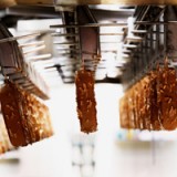 Nestlé spürt Druck von vielen Seiten