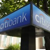 Citi und Wells Fargo verdienen weniger