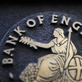 Britische Notenbank belässt Zinsen auf Rekordtief