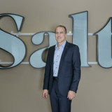 Salt spielt mit verdeckten Karten