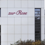 Al Faisaliah will Minderheitsbeteiligung an Zur Rose erwerben