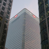 Hongkongs Banken geraten zwischen Hammer und Amboss