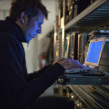 Wer vom Cyberkrieg profitiert