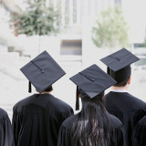 Zugang zur Bildung fördern und Rendite generieren