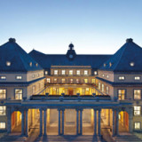 Münchener Rück erhöht trotz Gewinnrückgang die Dividende