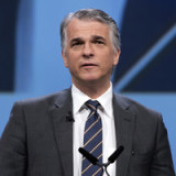 Schweizer Top-CEO verdienen mehr