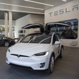 Tesla mit Rekord-Auslieferungen
