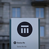 Swiss Re hält sich alle Wege offen