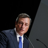 Draghi hält sich alle Optionen offen