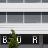 Swiss Market Index schliesst wieder über 9000